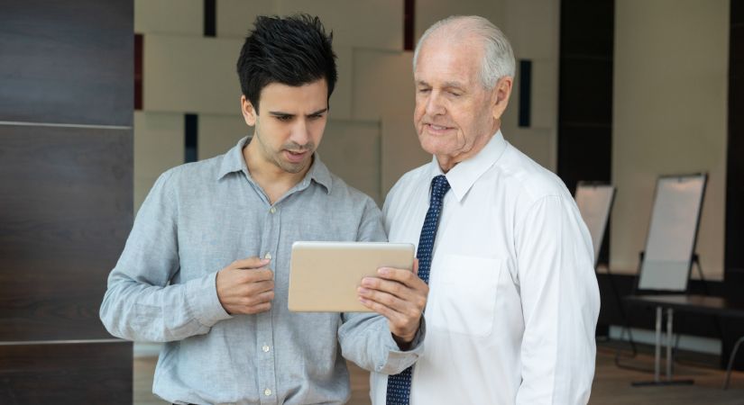 Cómo favorecer la convivencia y la comunicación intergeneracional en la empresa familiar