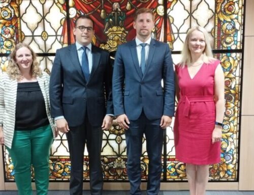 El Secretario Parlamentario del Ministerio de Economía de Letonia visita Cámarabilbao