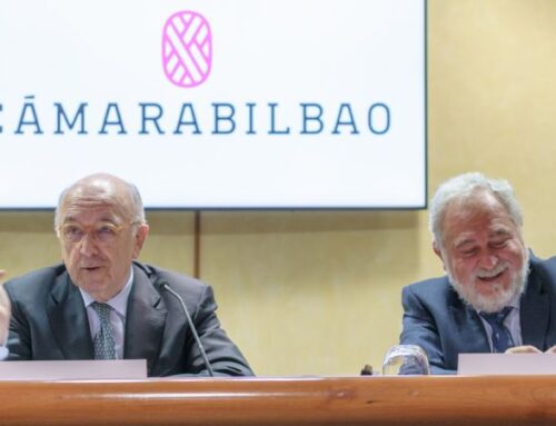 Joaquín Almunia: “A la economía vasca la veo mucho mejor que a otras economías de España”